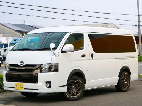 シートアレンジ架装済み♪ 直接買い取り1オーナー☆ H26ハイエースワゴン 4WD FD-BOX2GL